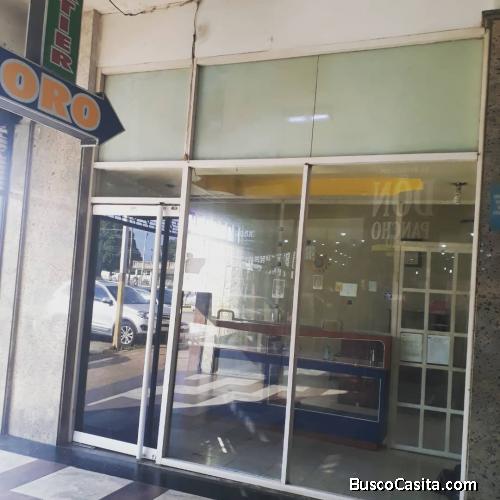 EN VENTA LOCAL COMERCIAL PB EN EL CC MALAVER. DE OPORTUNIDAD!