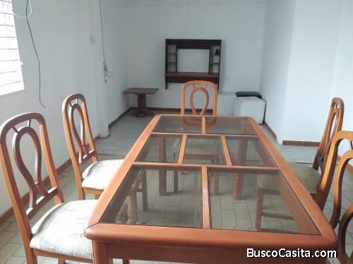 casa quinta en urb. san francisco semi-amoblada  