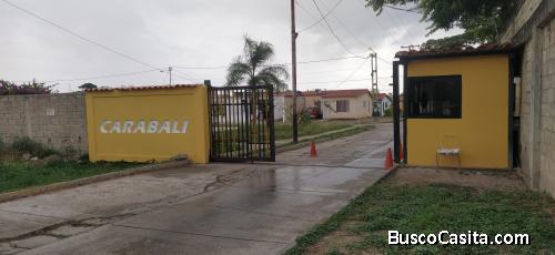 En Venta Cómoda y Confortable Casa en la Urbanización Carabali entre San Joaquin y Guacara. 