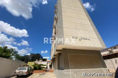 Apartamento venta Maracaibo edificio Santa Mónica 17 1221