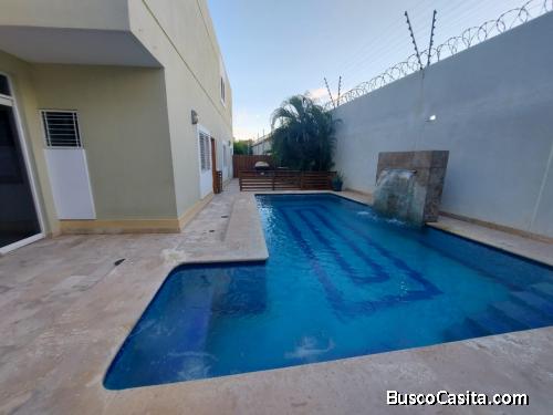 Casa Venta Zona Norte en villa con piscina 