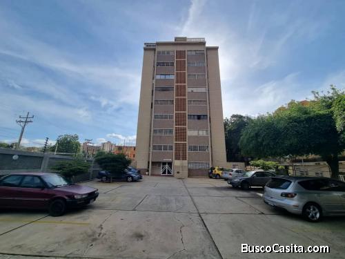Apartamento venta Maracaibo edificio en Milagro 28 1221