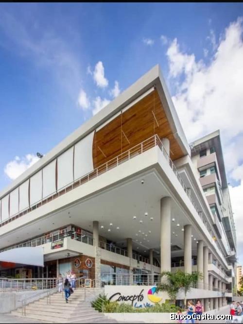 Yosmar Muñoz vede, Oficina comercial en Concepto la Viña. FOOF-069