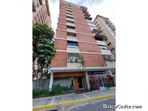Apartamento en Altamira Sur con piscina y espectacular vista al Ávila