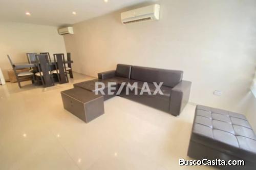 Casa venta Maracaibo Villa Antares gris 5122