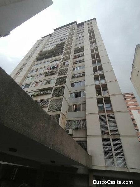 Venta de Apartamento en la Candearia Sur esquina de Alcabala