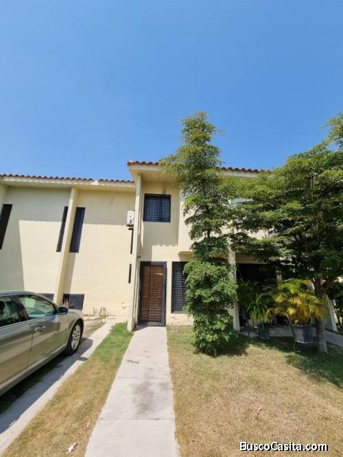 Townhouse en Venta en Urb. Aguamarina, Ciudad Alianza
