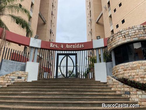 Sky Group Vende Apartamento en 4 Av. del Parral FOA-1906(+58 4144257272) gheizel Lugo