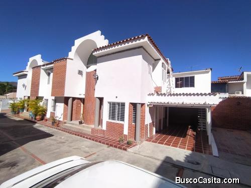 Casa-Quinta en la Urb. Res. La Ciudadela El Portal. Código: Foc-1240