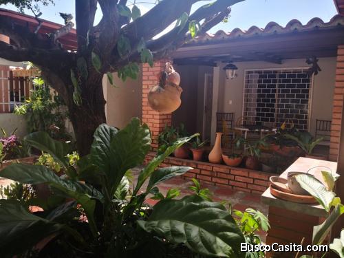 En venta acogedora casa en Los Mangos - Puerto Ordaz