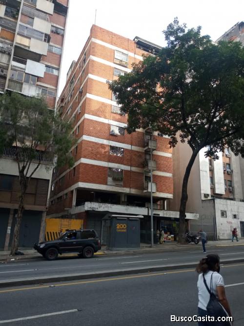 Caracas Av. Baralt. se alquila habitación
