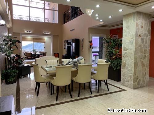 PH duplex En La Urb. La Arboleda 