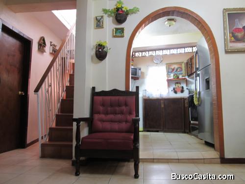 Comoda casa en lidice, Manicomio , parroquia  la pastora.