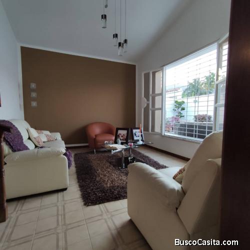 Mariano Urbina Vende casa en Valles de Camoruco FOC-1261