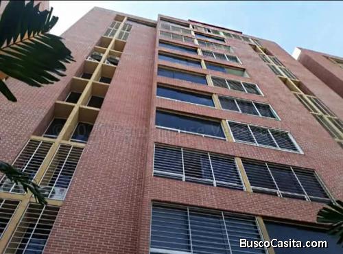 Hermoso apartamento remodelado en el Hatillo