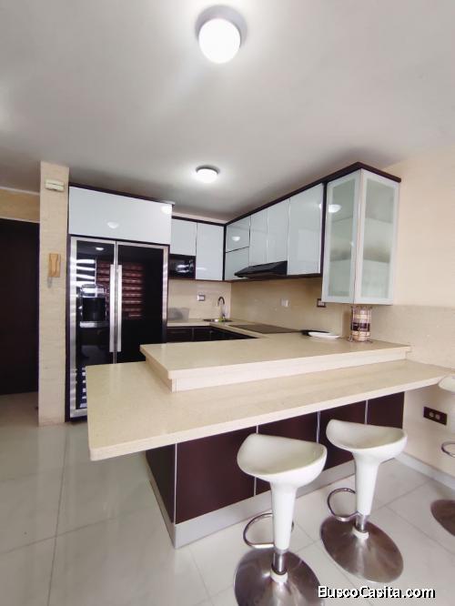 En venta hermoso apto en Marina del Rey, Lechería