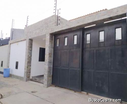 Se Vende Casa en Ciudad Jardín Mañongo. Codigo: Foc-1234