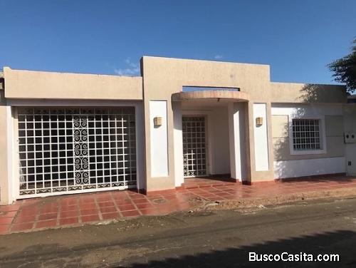 En la urb Mara norte 