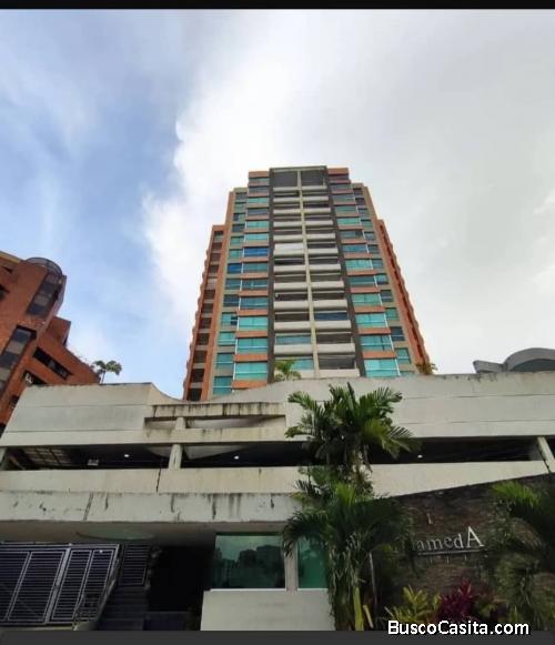 Mariano Urbina Vende apartamento en Alameda Suite