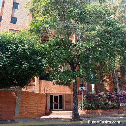 SE VENDE APARTAMENTO SECTOR TIERRA NEGRA EDIF COLIMA MARACAIBO