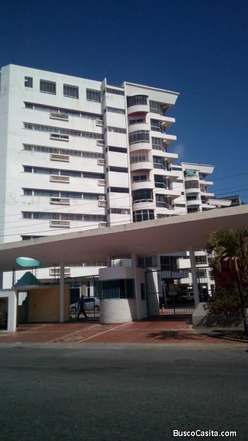 Apartamento en Res. Trinidad, Mañongo  Naguanagua.