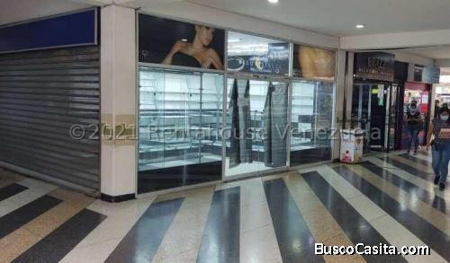 En venta Local comercial en Distinguido y transitado CC del Centro de la Ciudad