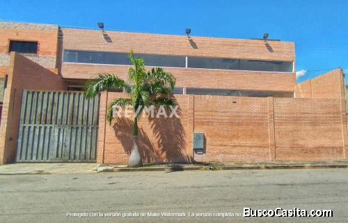 Galpón Industrial en alquiler en los Jarales San Diego. Código 134822