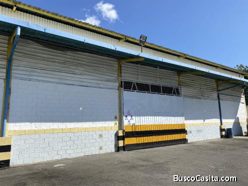 Alquiler de Galpón en Zona Industrial Castillito San Diego. Código 133056