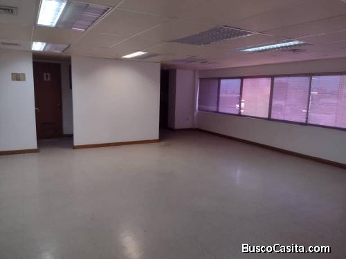 En alquiler oficinas en Maracaibo Torre empresarial 24322