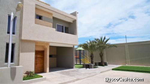 Town House Obra Nueva En El C.r Costanera Village, Nueva Barcelona