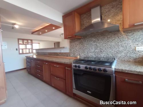 Apartamento venta Maracaibo edificio Los Álamos 28322