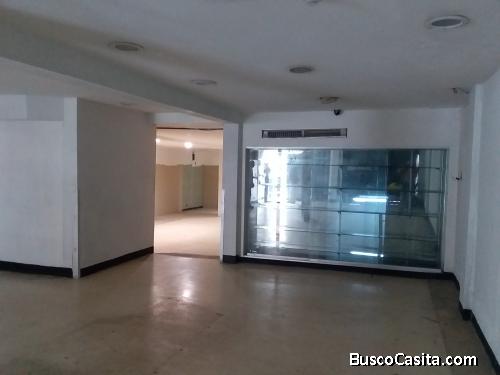 Local Comercial Venta La Candelaria 3 niveles 660m2