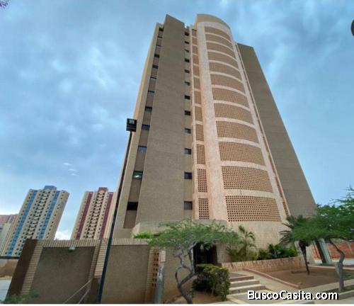 Apartamento venta Maracaibo edificio en avenida el milagro 4422
