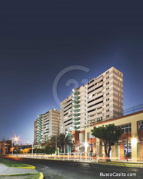 Excelente Local En Aventura Plaza Lechería