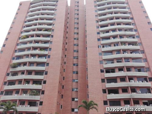 Excelente apartamento ubicado en la Urb.Sta Monica,piso bajo,95mts,3h,2b,2e