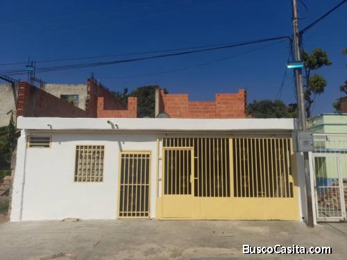 casa en venta en santa rosa, valencia cod: foc-1309