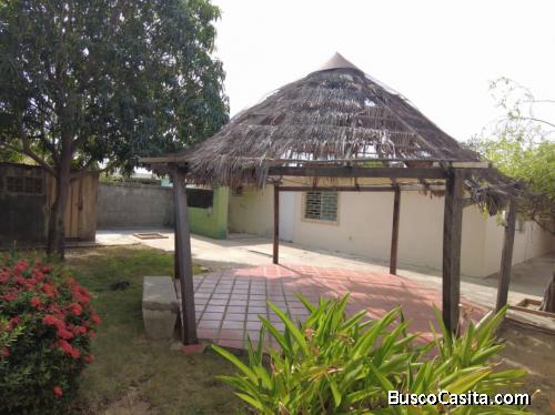 Casa venta Maracaibo Urbanización la rotaria 13422