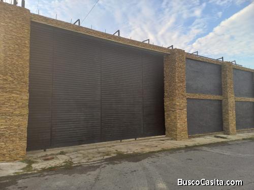 Galpón industrial y comercial en Cabudare 