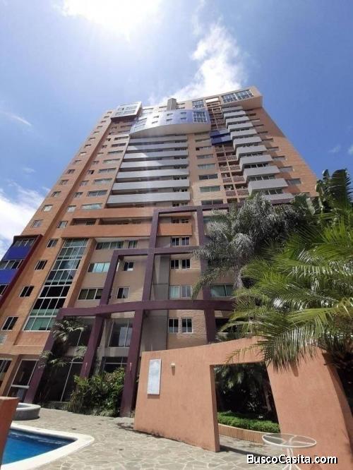 RE/MAX Vende Apartamento En Residencia Portales De Shalimar. Código 447953