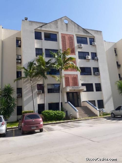 Vanessa Giudice vende Apartamento Tazajal Res Bayona Country FOA-2191