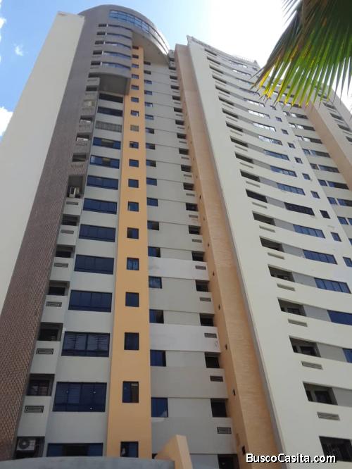 Nelida Lugo Vende apartamento en Valle Blanco Res Estratosfera IDLEA-944