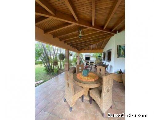 VENTA CASA TERRAZA DE LOS NISPEROS VALENCIA. Código 426232