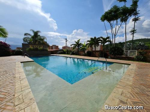 Venta Apartamento Alta Vista Suites El Rincón con piscina. Código 135065
