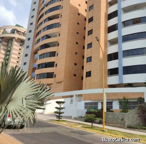 Se vende apartamento de 106m2 en la Trigaleña. Código 143322