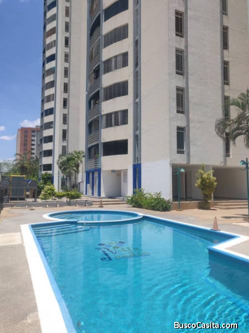 En Venta Apartamento Resd. Valle Jardín Mañongo. Código 143392