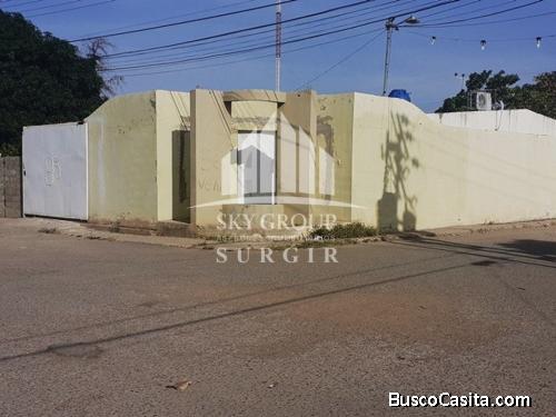 Se vende casa ubicada en la urb. San Ignacio Sarmiento. Coro. Edo.falcon