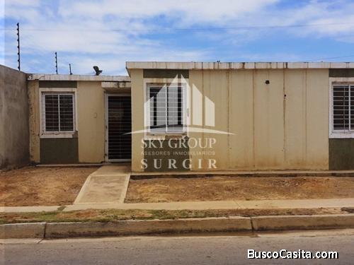 Se vende casa a estrenar en urb. Las delicias. Coro, Edo. Falcon