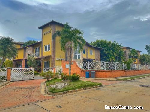 Casa En Venta En Villas San Diego Country Club. Código 450899