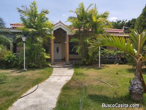 Vendo Fabulosa Casa en el Pueblo de San Diego