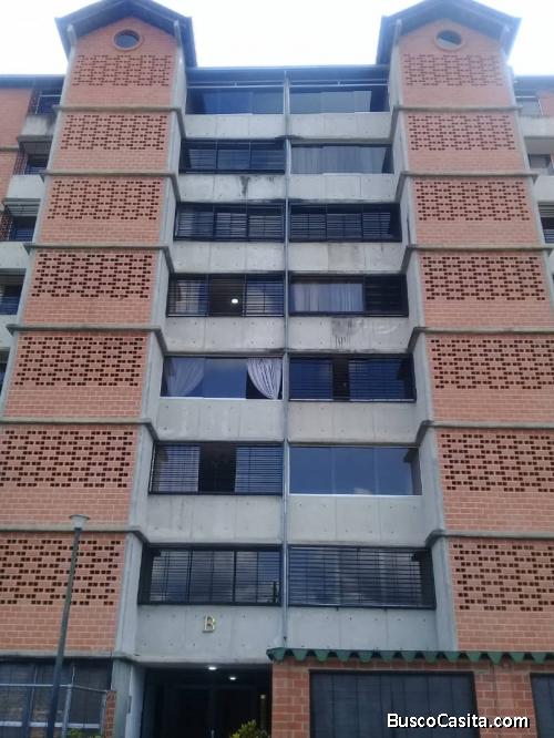 Vendo Apto P.B en Urb. Terrazas de Guaicoco. 120 M2